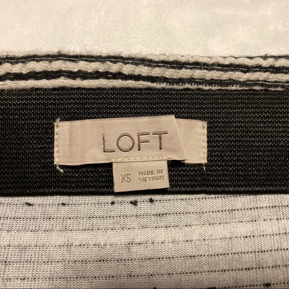 LOFT Black and White Striped Skirt XS - Picture 3 of 11